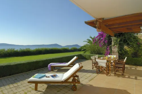 Ioli's Villas - parking