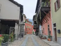Cortiletto 13 Hotel a Domodossola