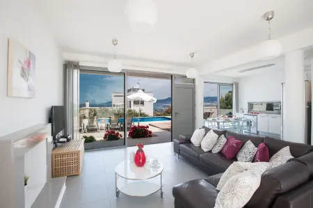 Latchi Esprit Villa Ev23 Отели рядом с достопримечательностью «Latchi Yachting»