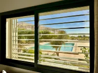 Gammarth Touristique Piscine Commune Bord de Mer فنادق في غامارث