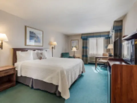 Baraga Lakeside Inn Hotels in Baraga County