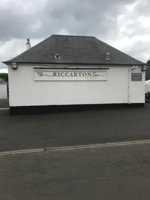 Riccarton Inn - Thân thiện với thú cưng