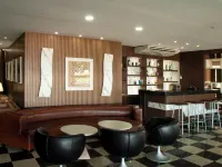 Tropical Barra Hotel โรงแรมใกล้หาด Joatinga Beach