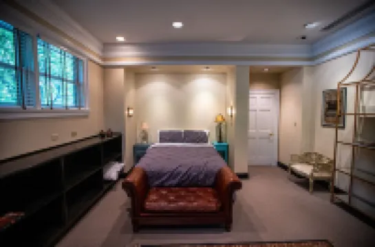 Washington Street Quarters Hotels in 