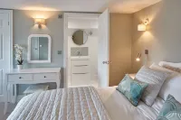 Host & Stay - Devereux House - balcony