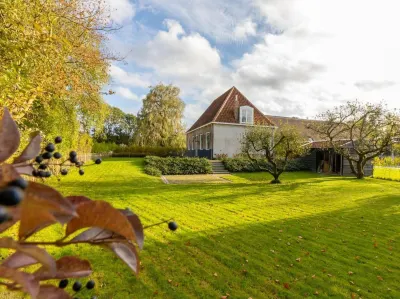 Farmhouse in Heinkenszand with Garden