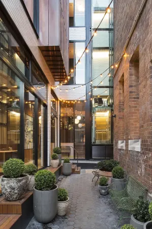 Crystalbrook Albion Отели рядом с достопримечательностью «Парк Хармони»