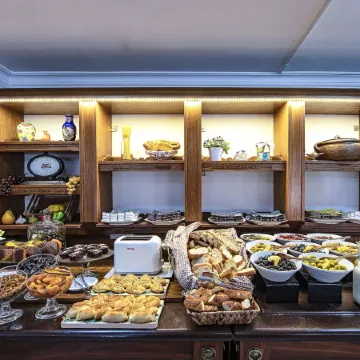 Kozan City Hotel