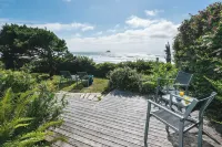 Arch Cape Escape by AvantStay Sensational Clift Top Home w Pacific Ocean Views Hotels in Arch Cape