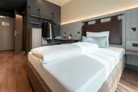 FreshSuites & Bar Hotels in Dachau