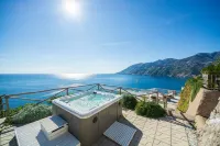 Villa Vittoria in Maiori - Hot Tub