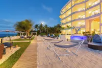 Beachfront at Windsong on the Reef