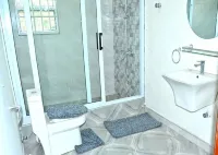Tamarind Guesthouse Hoteles en Aburi