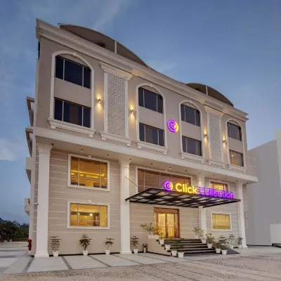 Click Collection Grand Gateway Varanasi Hotels near Ramnagar Fort