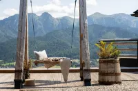 Mountain Shelter Salamandra