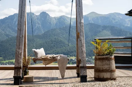 Mountain Shelter Salamandra