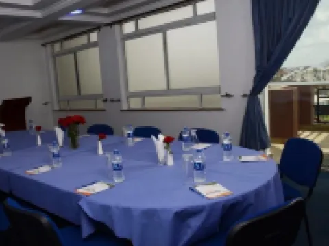 グリーンパーク サンダウナー ホテル アティ・リバーのホテル