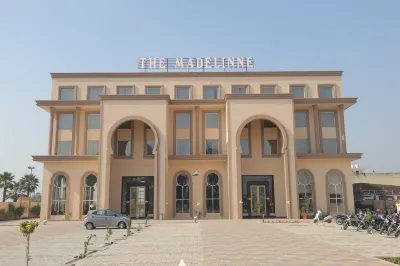 THE MADELINNE HOTEL Hotels in Jhangirpur