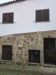 Refúgio da Serra Hotels near Igreja de Santiago e Pante?o dos Cabrais