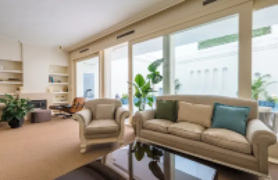 Luxurious Apartment with Patio and Pool