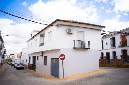 Casa Arcadia Centro de Andalucía Отели в г. Лусена