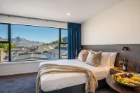 Luxe Suites & Apartments