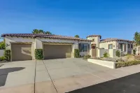 Elegant Desert Oasis Near Coachella Palm Springs