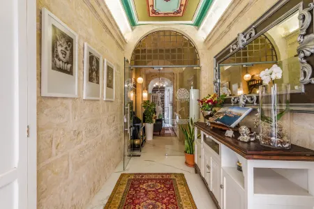 Valletta Lucente Guest House