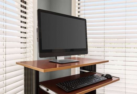 5. 데이즈 인 바이..