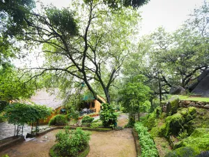 WelcomHeritage Connaught House