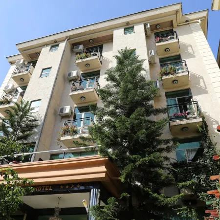 Jacaranda Hotel