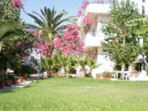Sirena Apartments Hotels in Agia Pelagia