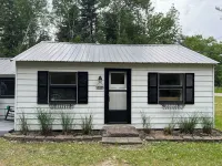 The Hideaway of Crooked Lake