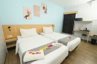 Front One Hotel Pasir Koja Bandung Hotels in Bojongloa Kaler