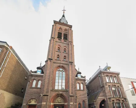 Boutiquehotel the Church Hotels in Arnhem