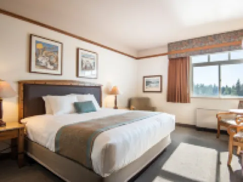 Fairbanks Princess Riverside Lodge Hotels in College