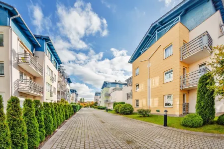 Maria Ludwika, Sun & Snow