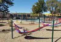 Americana Motor Hotel