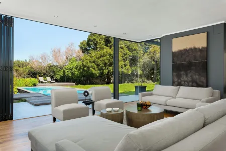 Nooitgedacht Drive 21 Отели рядом с достопримечательностью «Хаут-Бей»