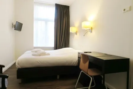 Hotel Carillon Отели в г. Гарлем