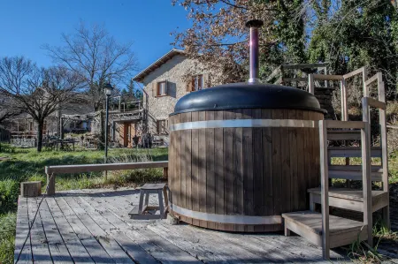 I Casali di G Отели в г. Скандрилья