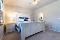 Spacious house in Monument, Mountain Views, close to USAF Academy, Nature!