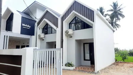 Wafaby Guest House Отели в г. Kototuo Limokampuang