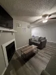 Tranquil 2-bedroom apartment in Fayetteville near UofA