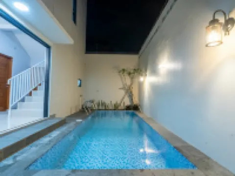 Omago Dean Villa 3BR with private pool Godean otelleri