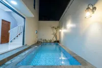 Omago Dean Villa 3BR with private pool Hotels in Godean