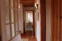 Delightful Detached Cottage close to Exeter, Dartmoor and the coast.