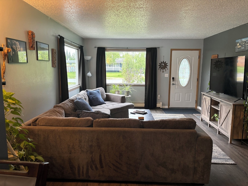 3 Bedroom Close to River and Beach. Hotels in Soldotna