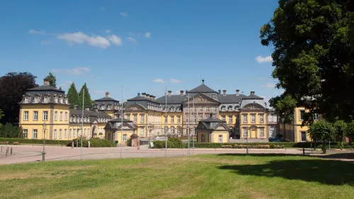 New! Comfortable apartment with lake view