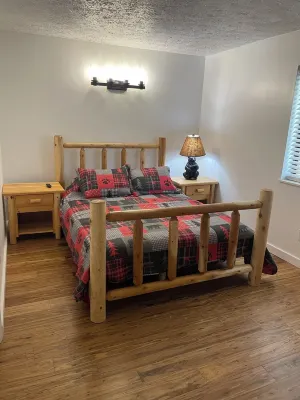 Centrally located, family friendly condominium. Only 15 min walk from Downtown.